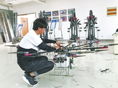 正青春 這三個(gè)年輕創(chuàng)業(yè)團(tuán)隊(duì)把愛(ài)好“玩”成事業(yè)