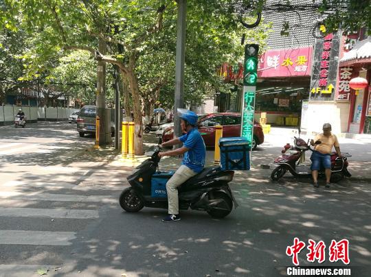 Dڸߜu(mi)Tʮæµn z